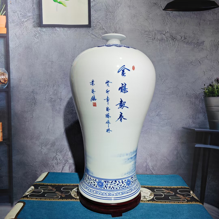 谢德标手工手绘小口梅瓶陶瓷花瓶（金鸡报春）(图4)