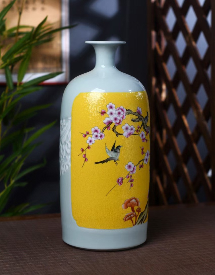 景德镇手绘黄地扒花喜上眉梢陶瓷花瓶 (图4)