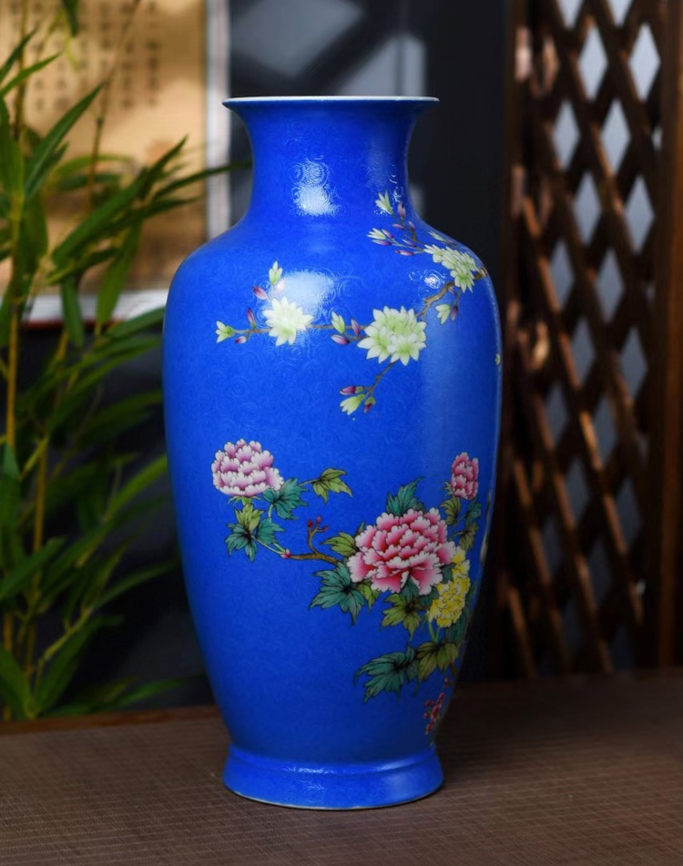 手绘粉彩扒花彩翼鸣春陶瓷花瓶 (图4)