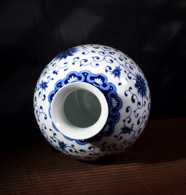 景德镇陶瓷手绘青花瓷缠枝莲纹花瓶 (图6)