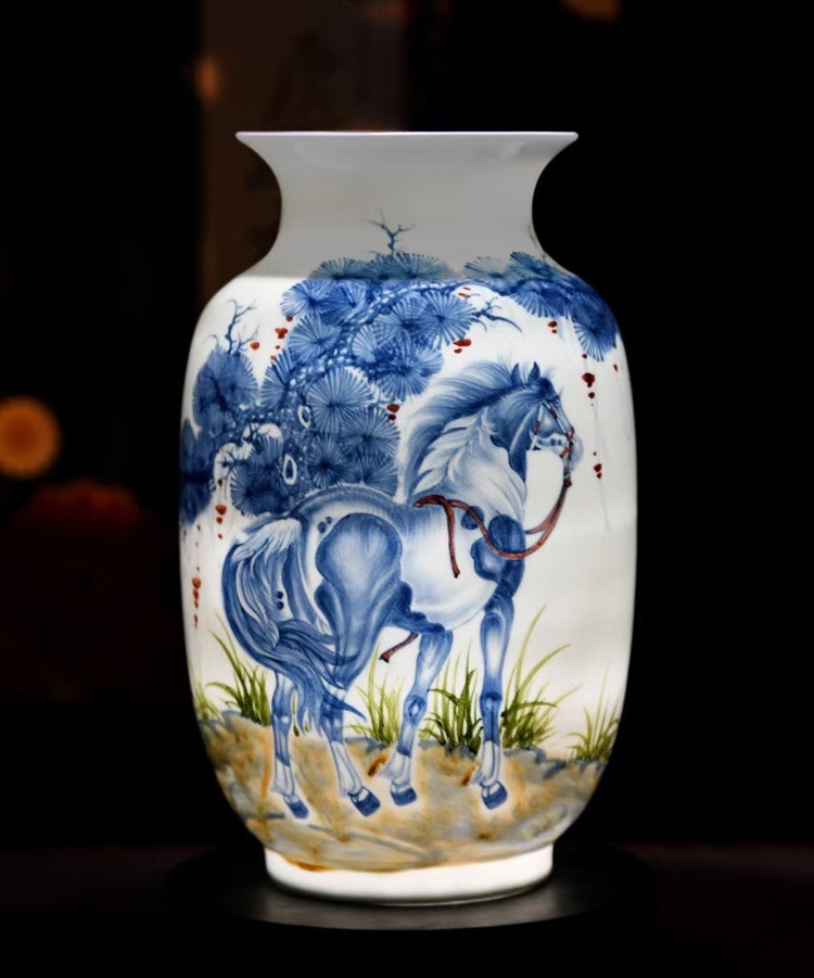 宁慧萍手绘马到成功陶瓷花瓶 (图1)