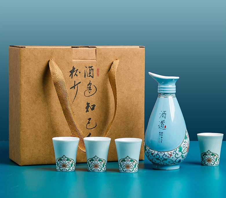 200ml景德镇陶瓷精致带杯分酒器