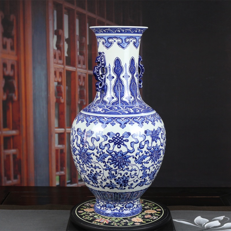 景德镇手绘青花双耳仿古陶瓷花瓶(图2)